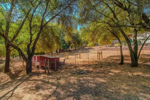 Exterior - 2988 Spring Hill Dr, San Andreas, CA 95249 photo 10 of 41