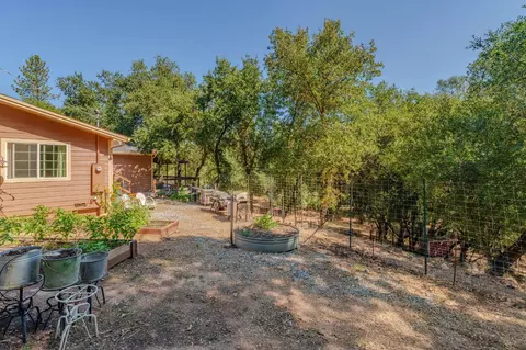 Exterior - 2988 Spring Hill Dr, San Andreas, CA 95249 photo 39 of 41