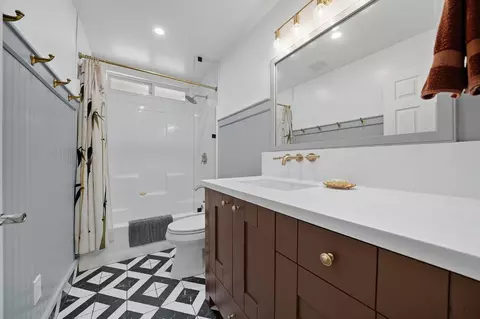 Bath - 2988 Spring Hill Dr, San Andreas, CA 95249 photo 1 of 5