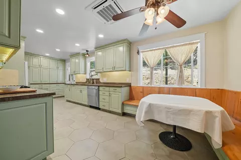 Kitchen - 2988 Spring Hill Dr, San Andreas, CA 95249 photo 1 of 7