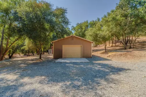 Exterior - 2988 Spring Hill Dr, San Andreas, CA 95249 photo 3 of 41