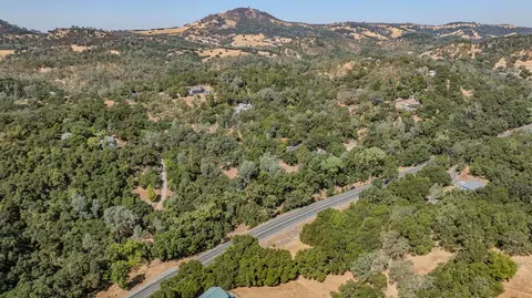View/Area - 2988 Spring Hill Dr, San Andreas, CA 95249 photo 4 of 10