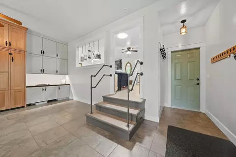 Entry Way - 2988 Spring Hill Dr, San Andreas, CA 95249 photo 1 of 2