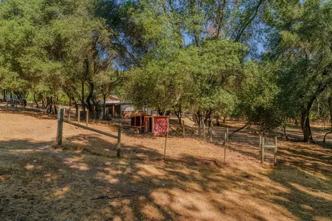 Exterior - 2988 Spring Hill Dr, San Andreas, CA 95249 photo 18 of 41