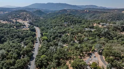 View/Area - 2988 Spring Hill Dr, San Andreas, CA 95249 photo 6 of 10