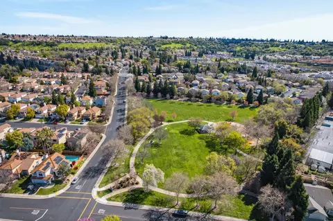 2726 Genesee Dr, Rocklin, CA 95765 photo 57