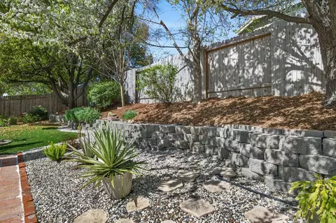2726 Genesee Dr, Rocklin, CA 95765 photo 41