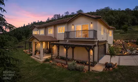 13399 Bell Brook Dr, Auburn, CA 95602