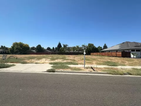 0 Country Walk Ln, Turlock, CA 95382