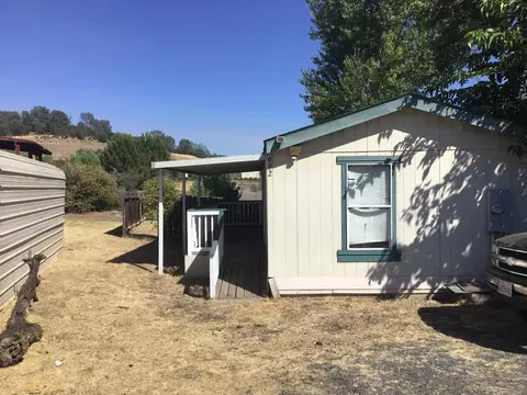 992 Iroquois Cir, Copperopolis, CA 95228