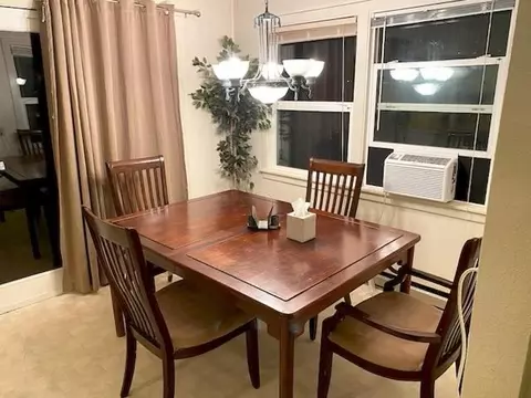 Dining - 739 E Oberlin Rd, Yreka, CA 96097 photo 1 of 2