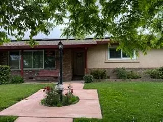329 S Oak, Oakdale, CA 95361