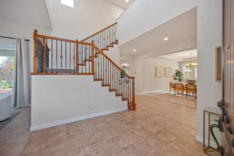 Entry Way - 4715 Salem Way, Carmichael, CA 95608 photo 2 of 12