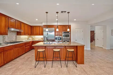 Kitchen - 4715 Salem Way, Carmichael, CA 95608 photo 4 of 6