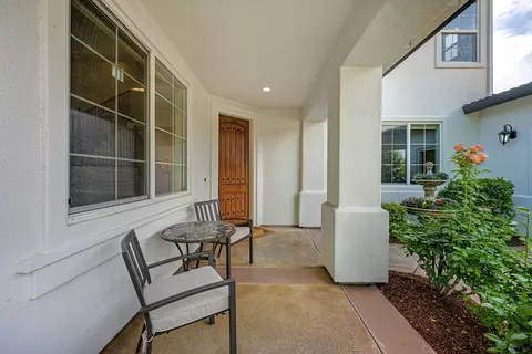 Exterior - 4715 Salem Way, Carmichael, CA 95608 photo 6 of 16