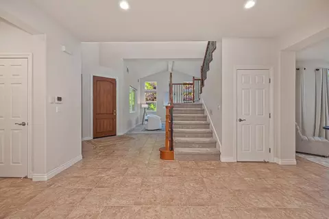 Entry Way - 4715 Salem Way, Carmichael, CA 95608 photo 5 of 12