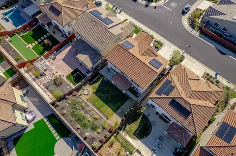 View/Area - 3253 Gopher Ridge Dr, Folsom, CA 95630 photo 4 of 22