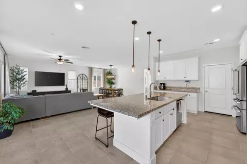 Kitchen - 3253 Gopher Ridge Dr, Folsom, CA 95630 photo 5 of 5