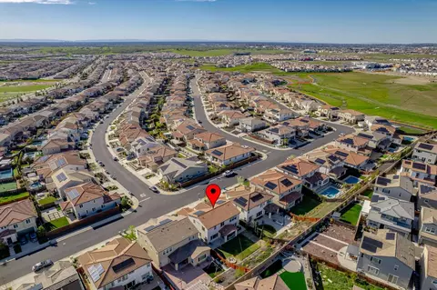 View/Area - 3253 Gopher Ridge Dr, Folsom, CA 95630 photo 13 of 22