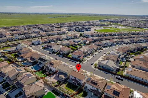 View/Area - 3253 Gopher Ridge Dr, Folsom, CA 95630 photo 11 of 22
