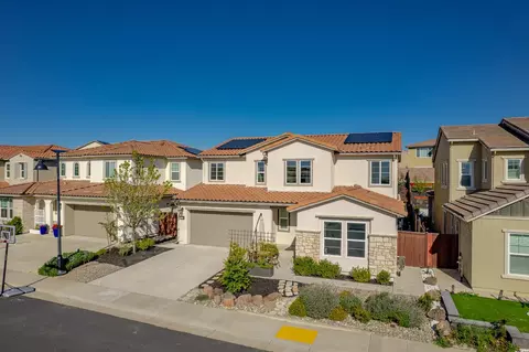 Exterior - 3253 Gopher Ridge Dr, Folsom, CA 95630 photo 6 of 10