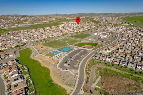 View/Area - 3253 Gopher Ridge Dr, Folsom, CA 95630 photo 16 of 22