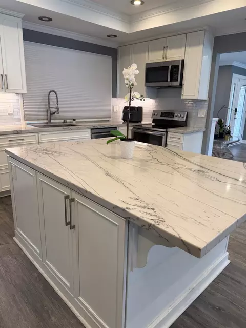 Kitchen - 4448 Hackberry Ln, Carmichael, CA 95608 photo 10 of 11