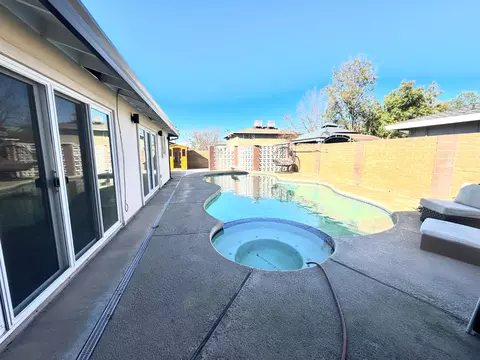 Exterior - 4448 Hackberry Ln, Carmichael, CA 95608 photo 4 of 6