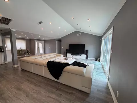 Living - 4448 Hackberry Ln, Carmichael, CA 95608 photo 10 of 11