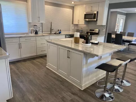 Kitchen - 4448 Hackberry Ln, Carmichael, CA 95608 photo 8 of 11
