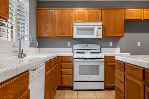 Kitchen - 1904 St Peters St, Modesto, CA 95355 photo 3 of 3