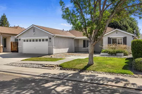 Exterior - 1904 St Peters St, Modesto, CA 95355 photo 3 of 7