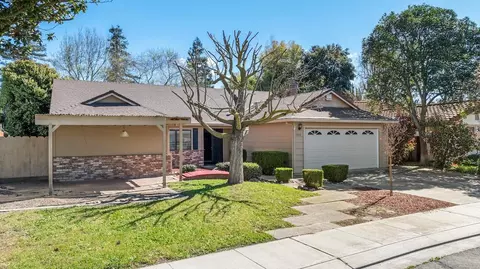 Exterior - 1460 Ridgecrest Dr, Manteca, CA 95336 photo 2 of 17