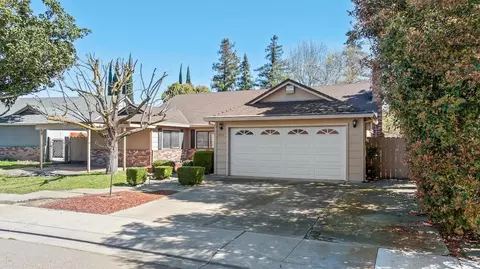Exterior - 1460 Ridgecrest Dr, Manteca, CA 95336 photo 3 of 17