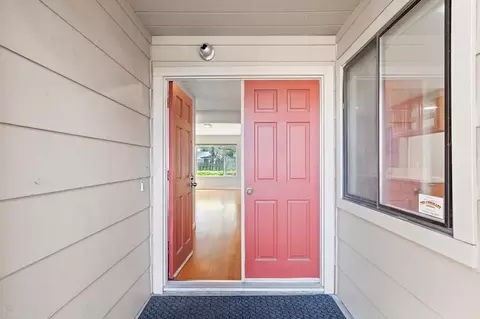 Entry Way - 1460 Ridgecrest Dr, Manteca, CA 95336 photo 1 of 1