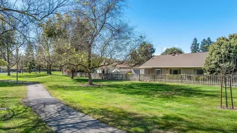 Exterior - 1460 Ridgecrest Dr, Manteca, CA 95336 photo 12 of 17