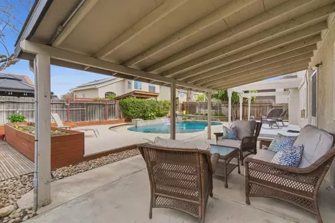 Exterior - 749 Nancy Dr, Ripon, CA 95366 photo 4 of 11