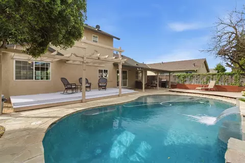 Exterior - 749 Nancy Dr, Ripon, CA 95366 photo 8 of 11