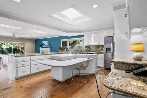 1574 Barnett Cir, Carmichael, CA 95608 photo 12