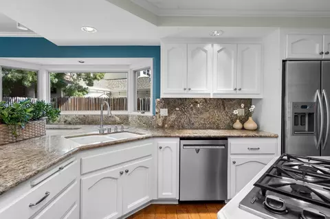 1574 Barnett Cir, Carmichael, CA 95608 photo 14