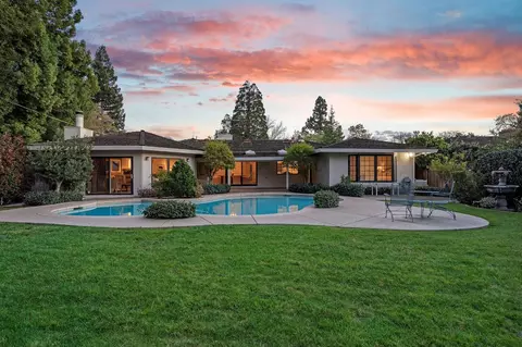 1574 Barnett Cir, Carmichael, CA 95608 photo 4