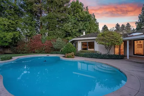 1574 Barnett Cir, Carmichael, CA 95608 photo 43