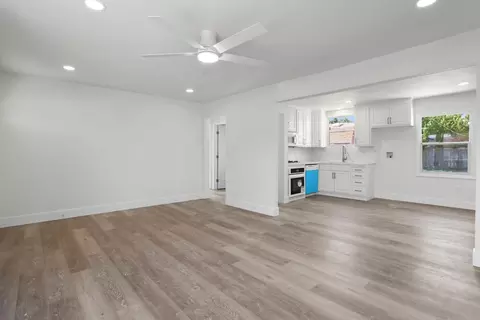 Living - 525 Eureka Ave, Lodi, CA 95240 photo 4 of 4