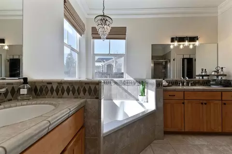Bath - 105 Fieldstone Dr, Murphys, CA 95247 photo 1 of 10