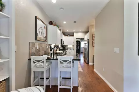 Entry Way - 105 Fieldstone Dr, Murphys, CA 95247 photo 5 of 8