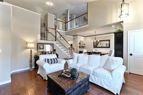 Living - 105 Fieldstone Dr, Murphys, CA 95247 photo 4 of 8