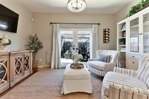 Living - 105 Fieldstone Dr, Murphys, CA 95247 photo 2 of 8
