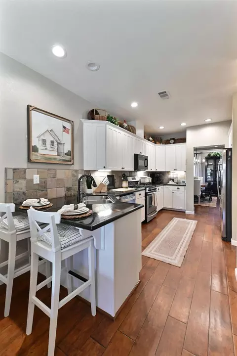 Kitchen - 105 Fieldstone Dr, Murphys, CA 95247 photo 2 of 6