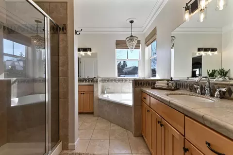 Bath - 105 Fieldstone Dr, Murphys, CA 95247 photo 3 of 10