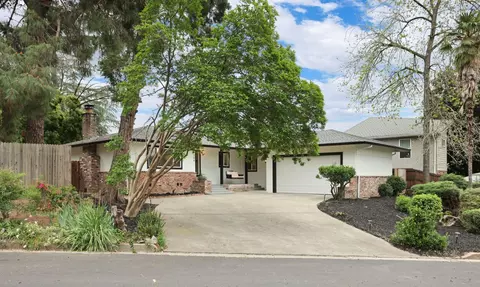 304 Alta Vista Ave, Roseville, CA 95678